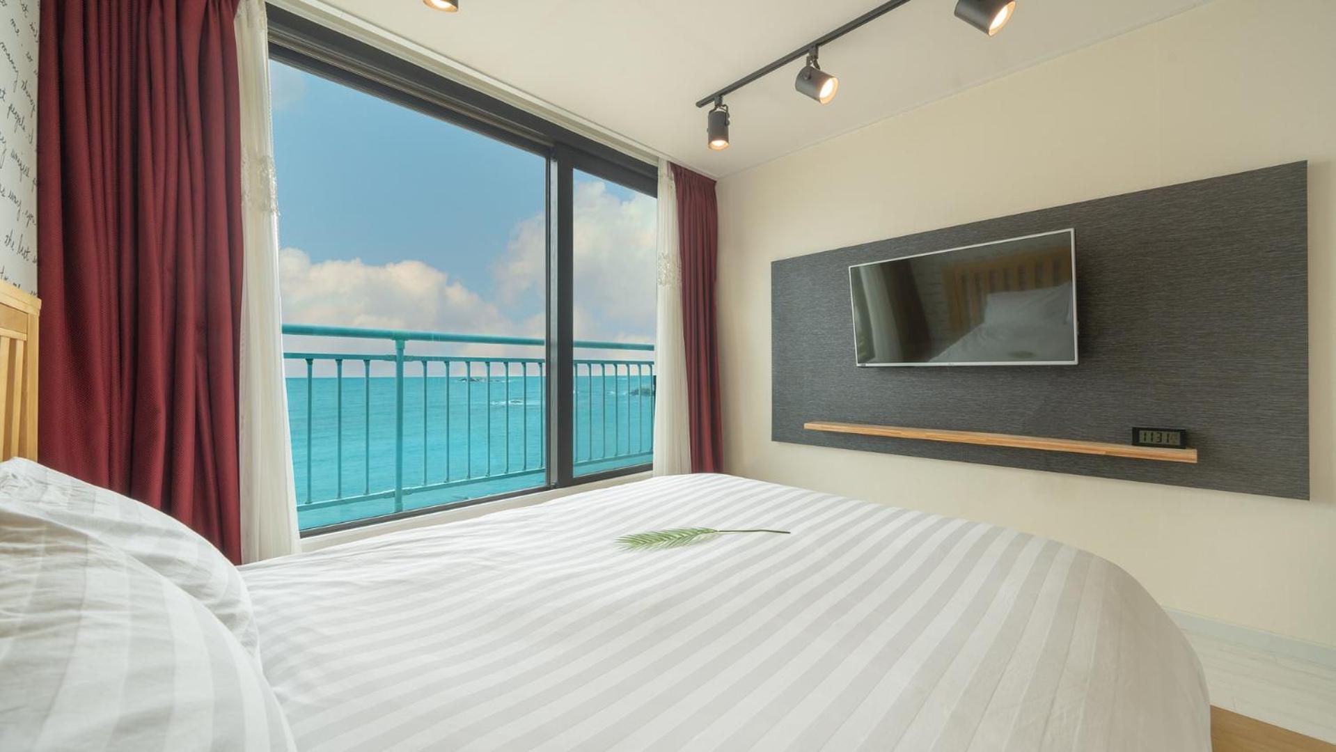 Goseong Littlesquare Oceanview Pension 객실 사진