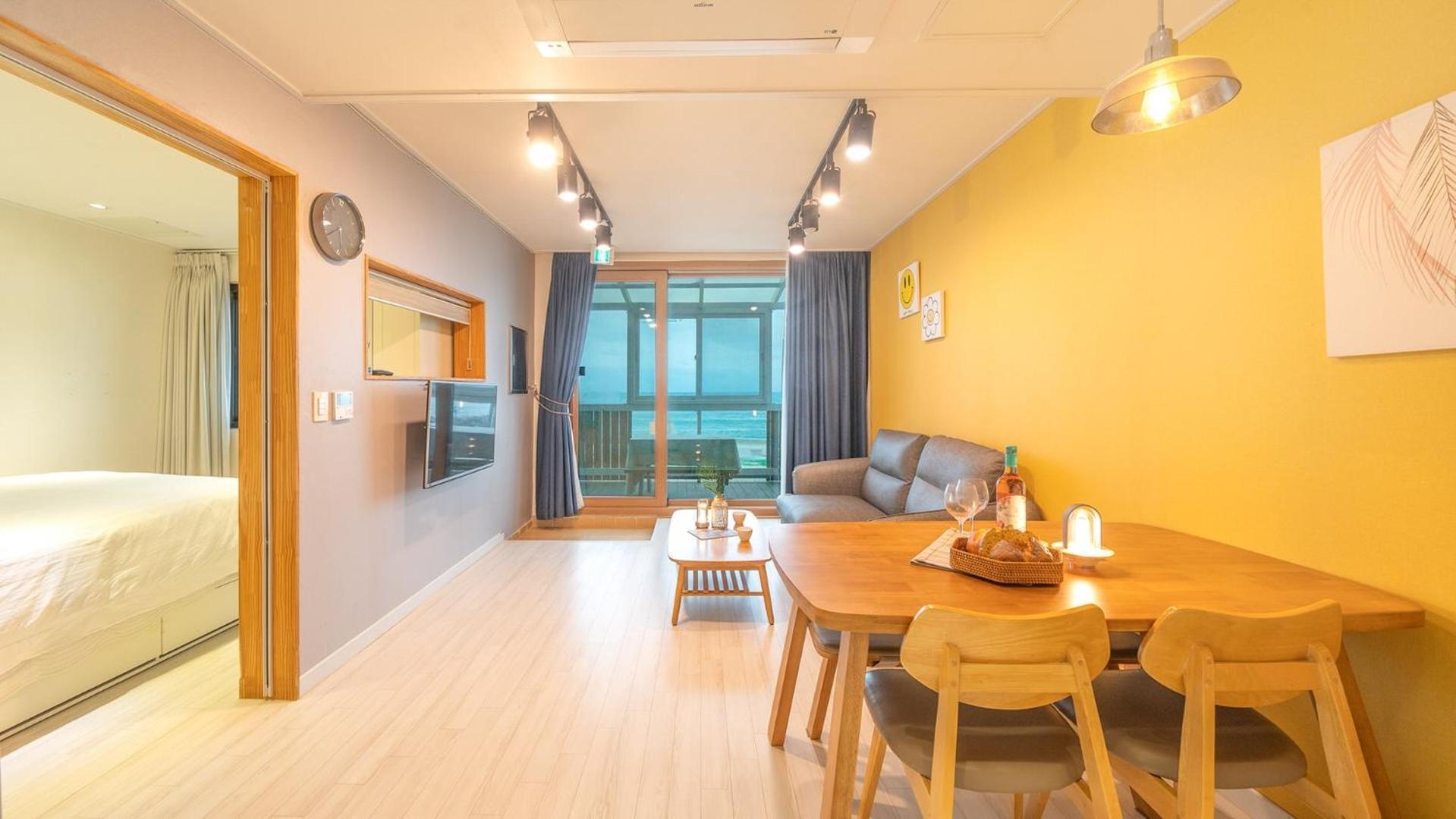 Goseong Littlesquare Oceanview Pension 객실 사진